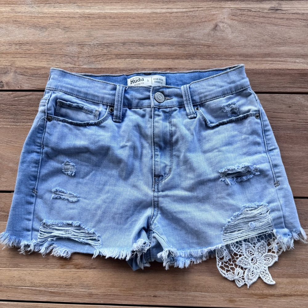 Mudd Light Blue Distressed Jean Shorts with Lace Detail